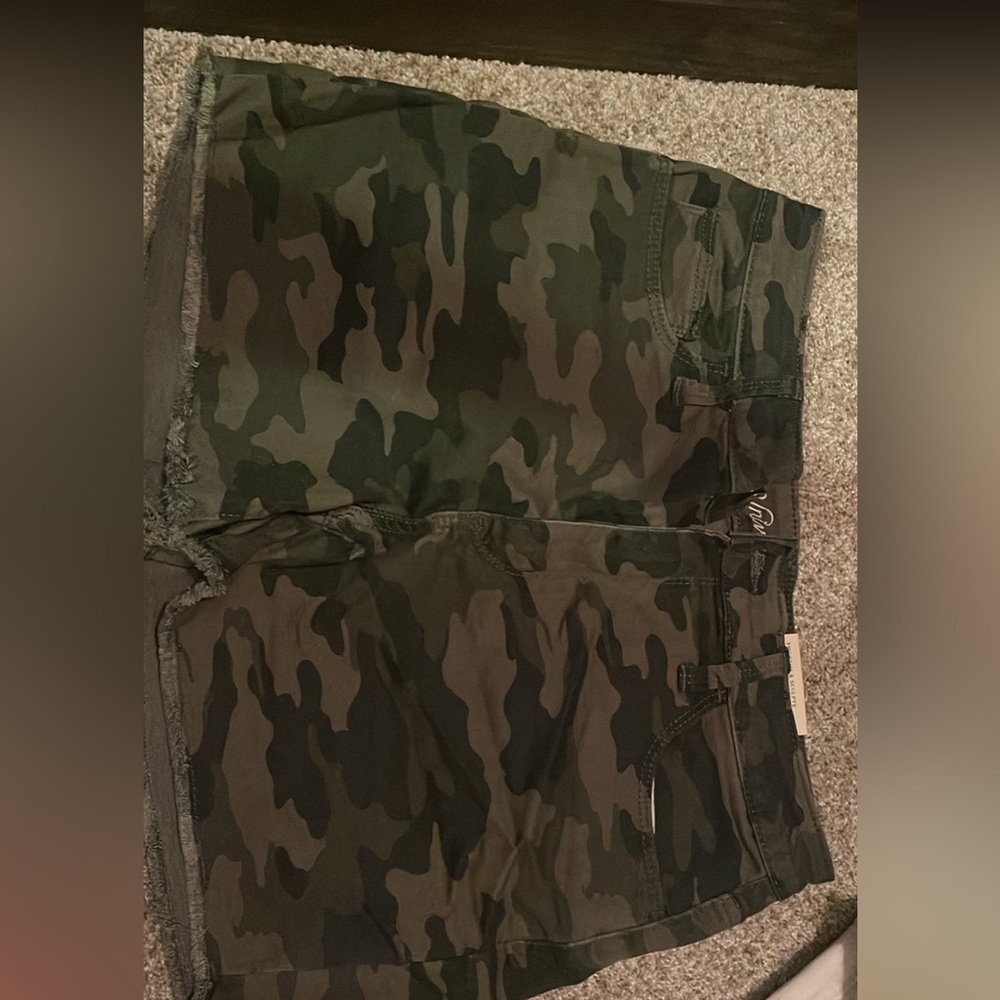 Camo jeans shorts!!!